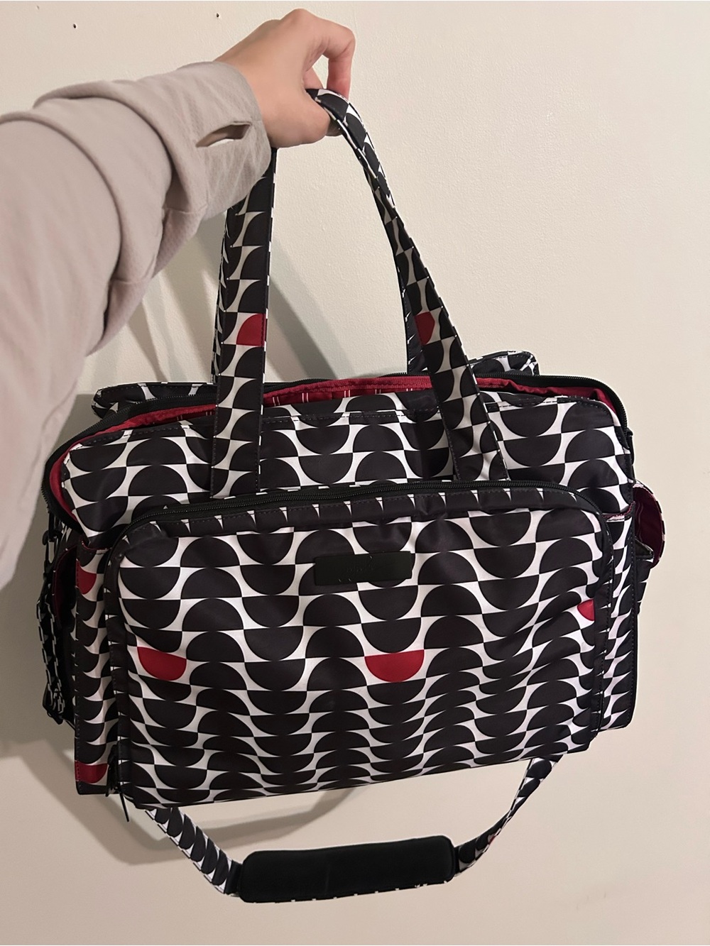 Ju-Ju-Be Black Widow Patterned Diaper Bag – Black, White, Red